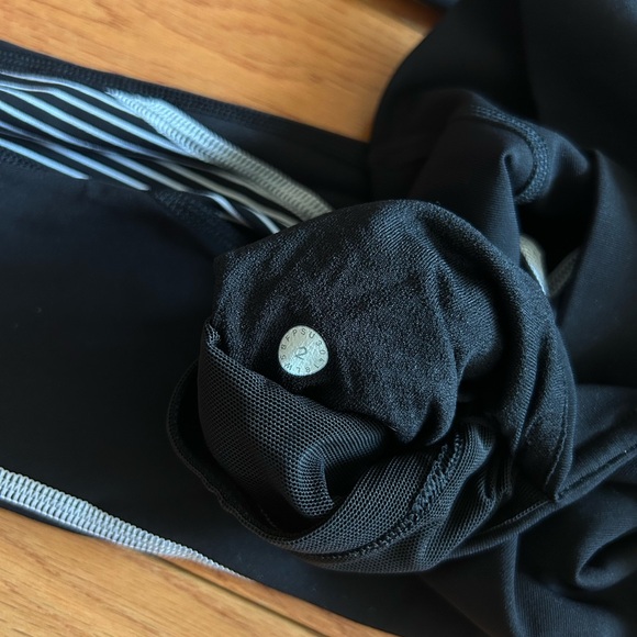 Lululemon Channel Your Energy Legging Tight Black White 2 - Picture 5 of 5